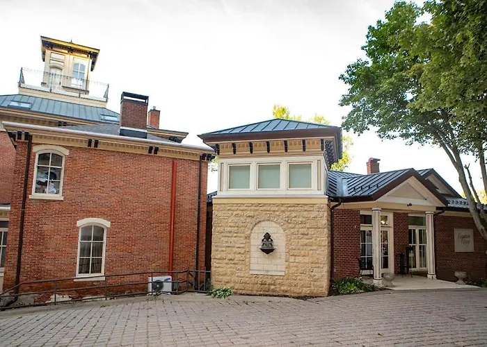 Merry Mansion * East Dubuque